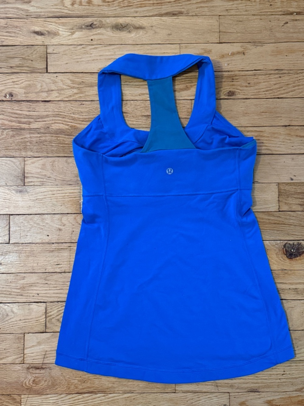 Lululemon Scoop Neck Tank in Beaming Blue - approx. size medium-large - Picture 2 of 10